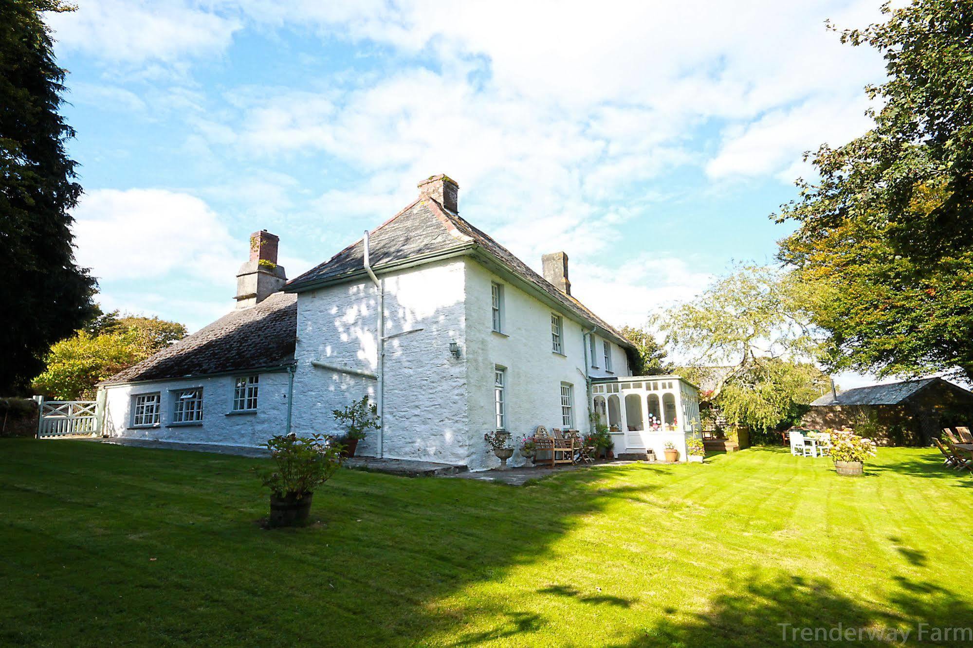 ルー Trenderway Farm Bed & Breakfast エクステリア 写真